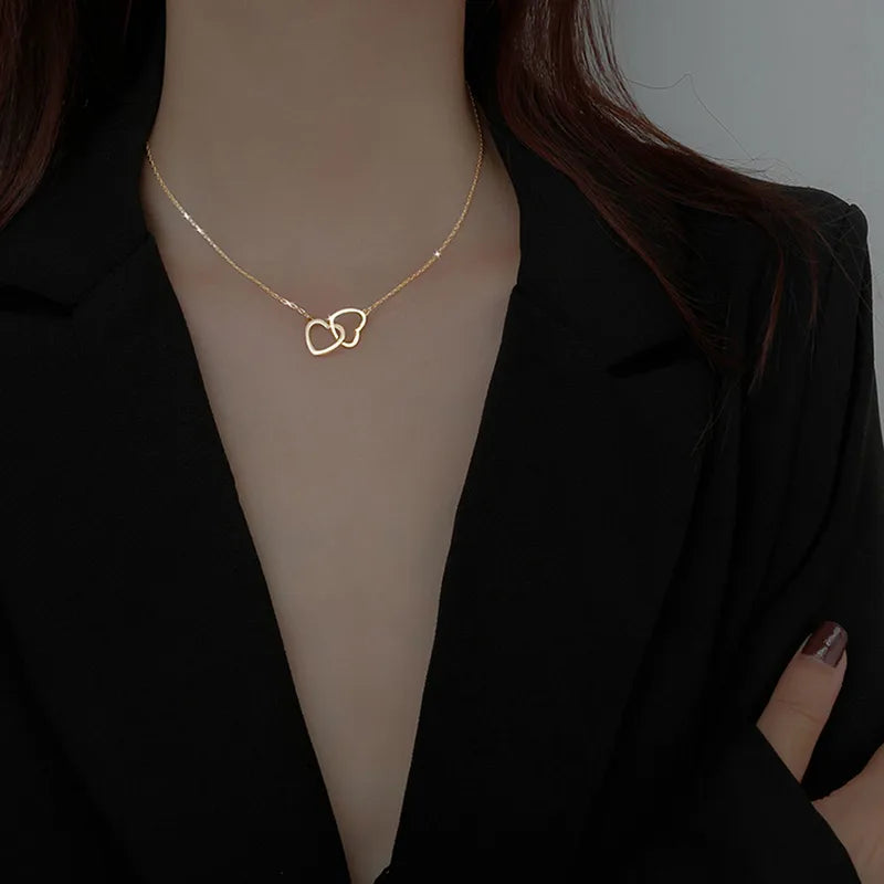 Collar Corazones Entrelazados