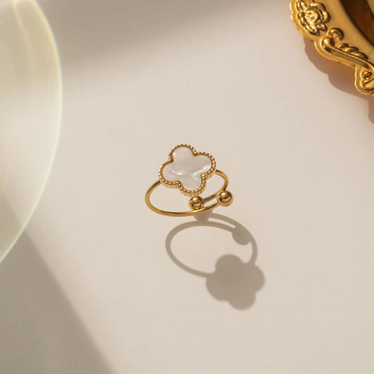 Anillo Trébol