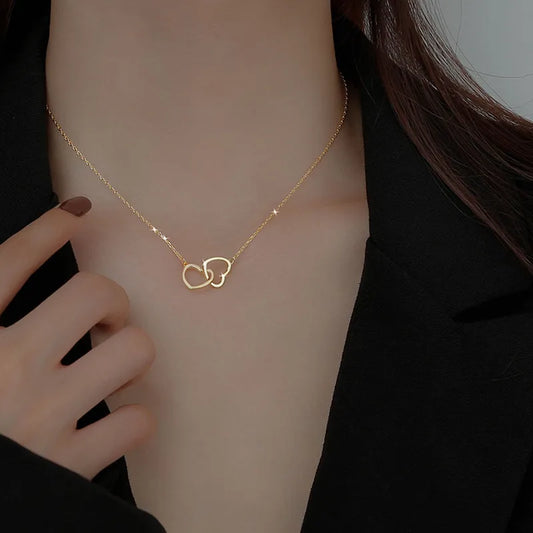 Collar Corazones Entrelazados