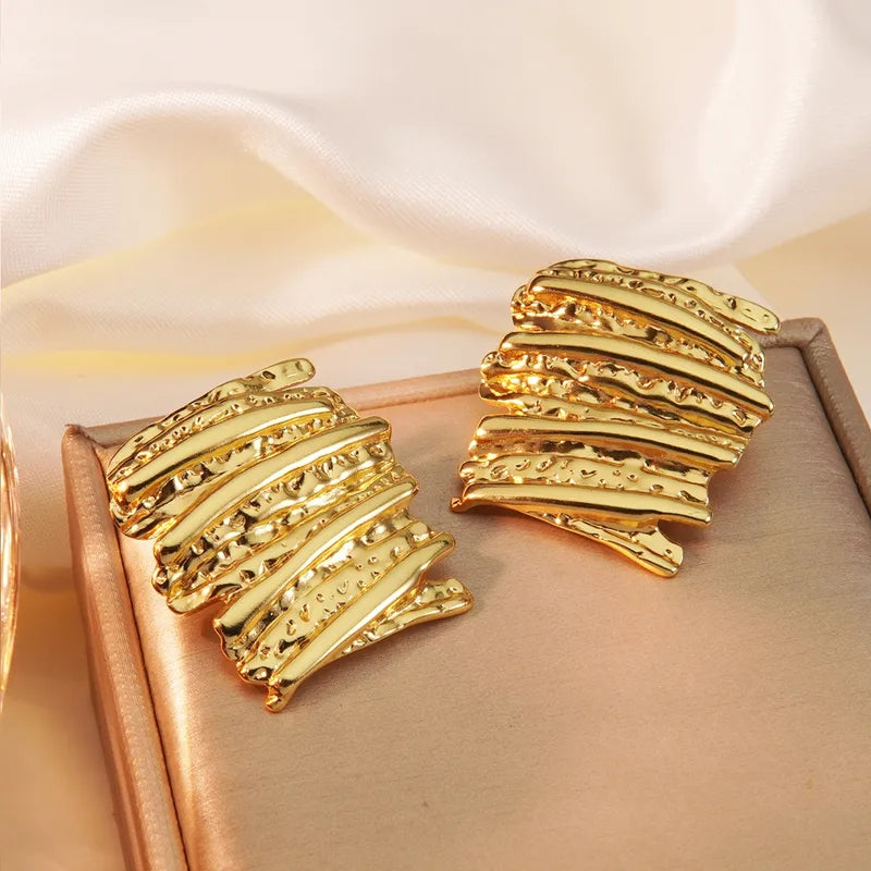 Aretes Estilo Francés